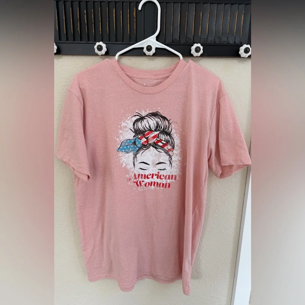 Fun “American Woman” T. Size large. Great condition. - Picture 2 of 4